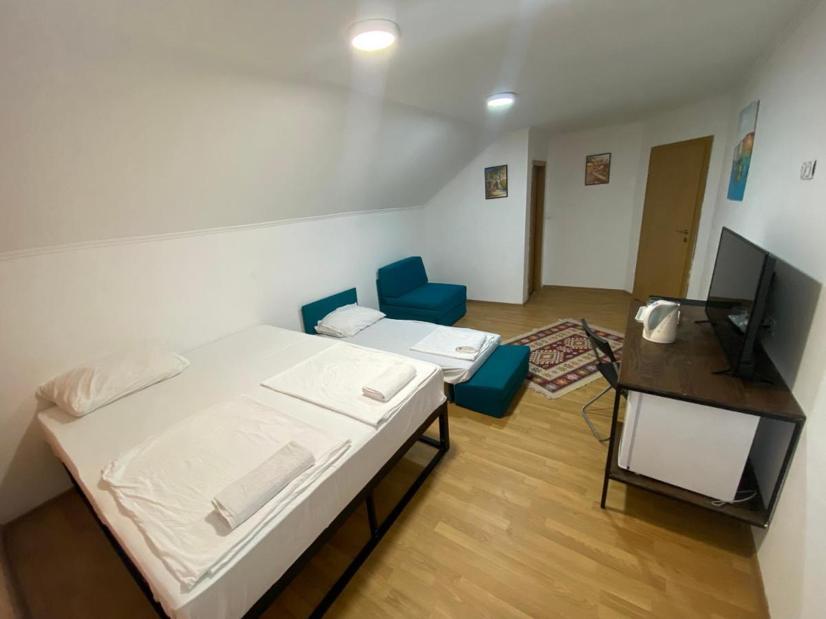 Apple Studios & Rooms Mostar Bagian luar foto